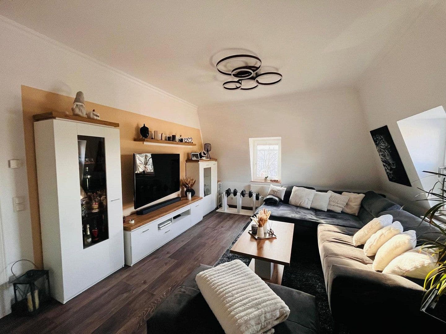 Predaj bytu 2-izbový 80 m², Bergisch Gladbach, Severné Porýnie - Westfálsko Predaj bytu 2-izbový 80 m², Bergisch Gladbach, Severné Porýnie - Westfálsko