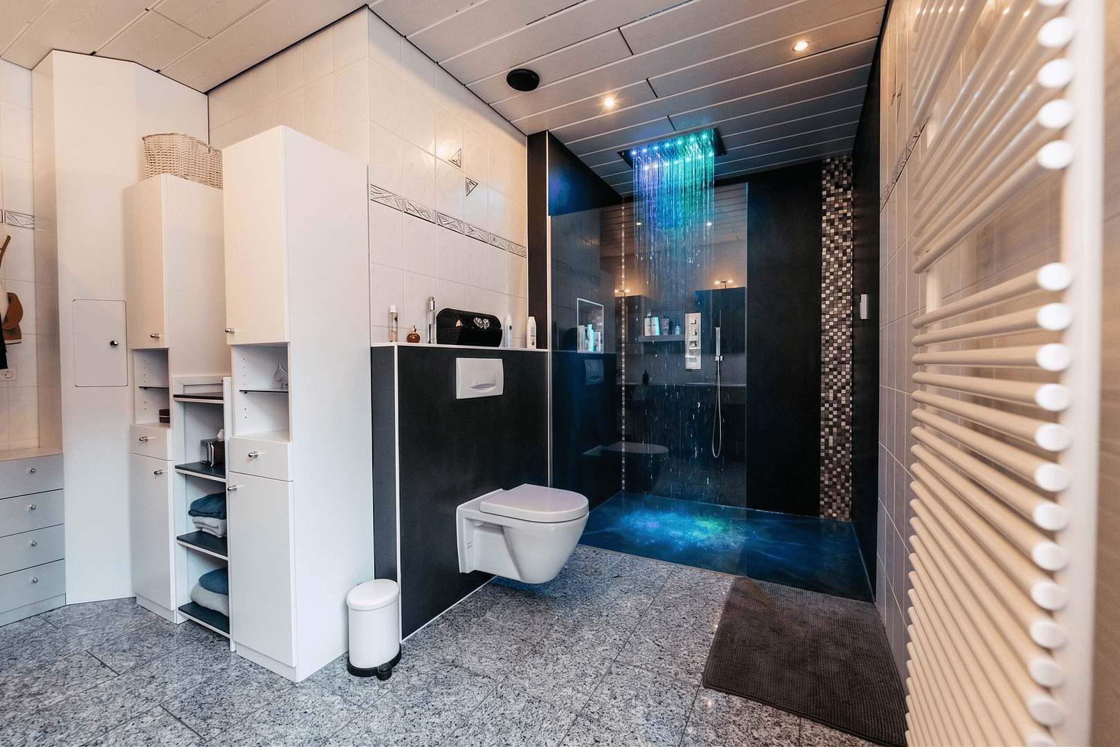 Predaj domu 264 m², pozemek 600 m², Mering, Bavorsko Predaj domu 264 m², pozemek 600 m², Mering, Bavorsko