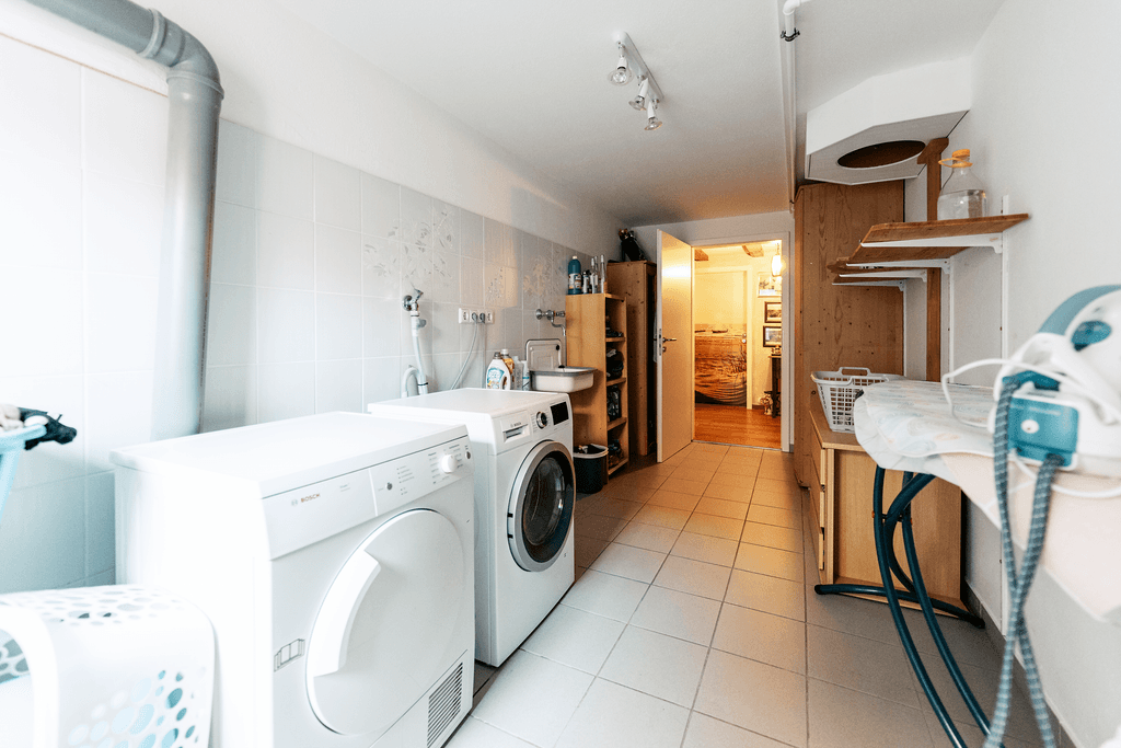 Predaj domu 264 m², pozemek 600 m², Mering, Bavorsko Predaj domu 264 m², pozemek 600 m², Mering, Bavorsko