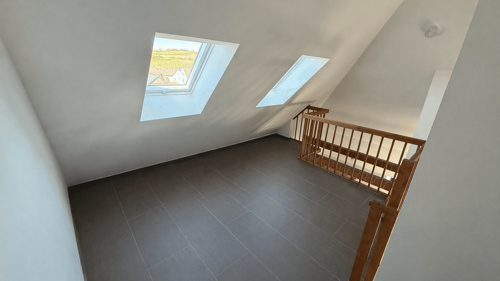 Prenájom bytu 2-izbový 80 m², Bruck i.d.OPf., Bavorsko Prenájom bytu 2-izbový 80 m², Bruck i.d.OPf., Bavorsko