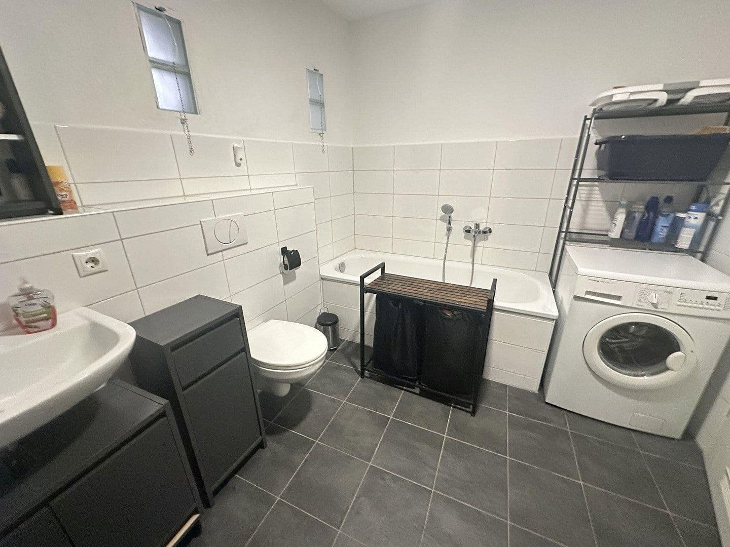 Prenájom bytu 3-izbový 115 m², Pielenhofen, Bavorsko Prenájom bytu 3-izbový 115 m², Pielenhofen, Bavorsko