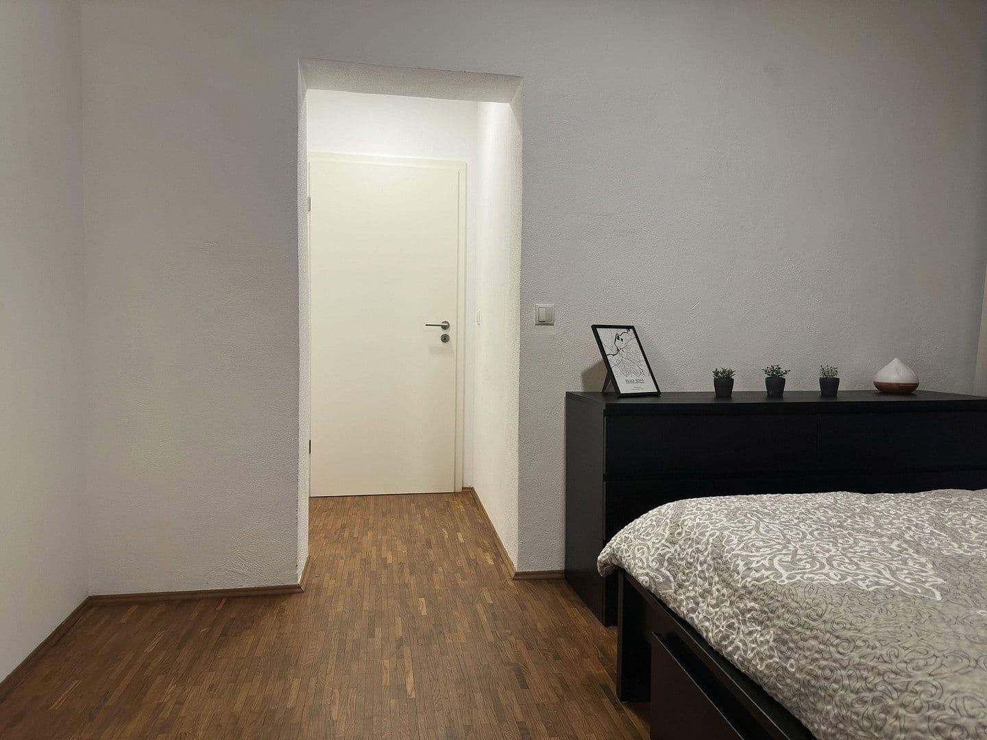Prenájom bytu 3-izbový 115 m², Pielenhofen, Bavorsko Prenájom bytu 3-izbový 115 m², Pielenhofen, Bavorsko