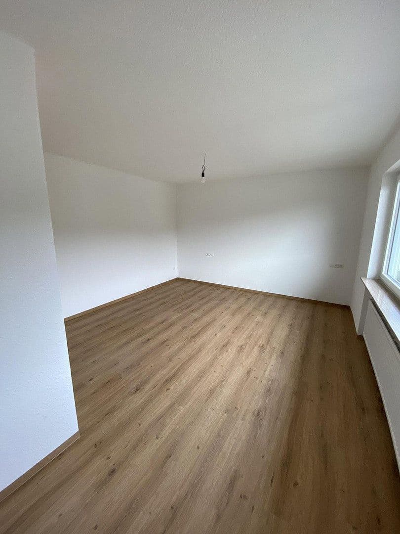 Prenájom bytu 2-izbový 69 m², Schöntal, Bádensko-Wurttembersko Prenájom bytu 2-izbový 69 m², Schöntal, Bádensko-Wurttembersko