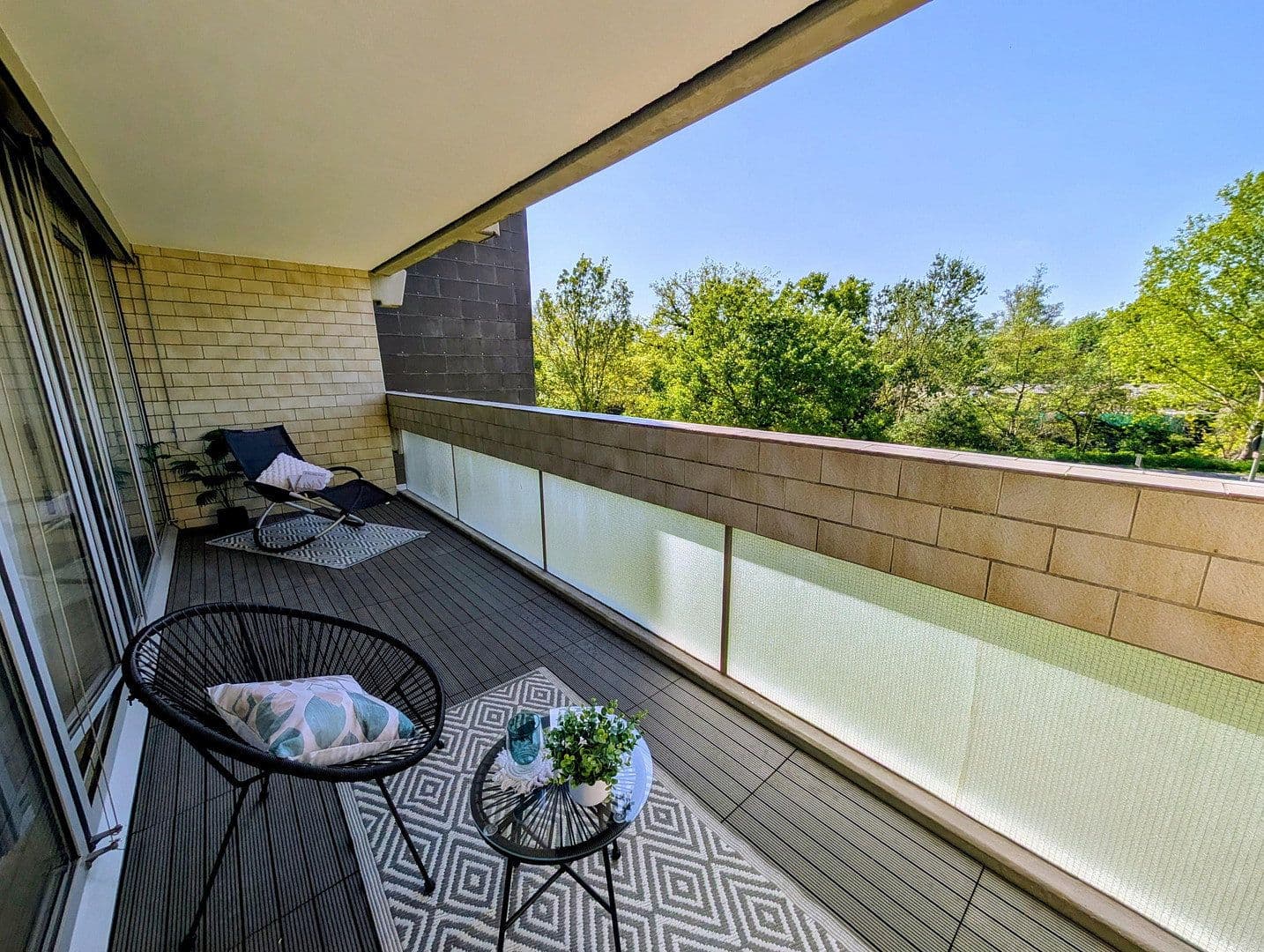 Predaj bytu 2-izbový 68 m², Neuhofen, Porýnie-Falcko Predaj bytu 2-izbový 68 m², Neuhofen, Porýnie-Falcko