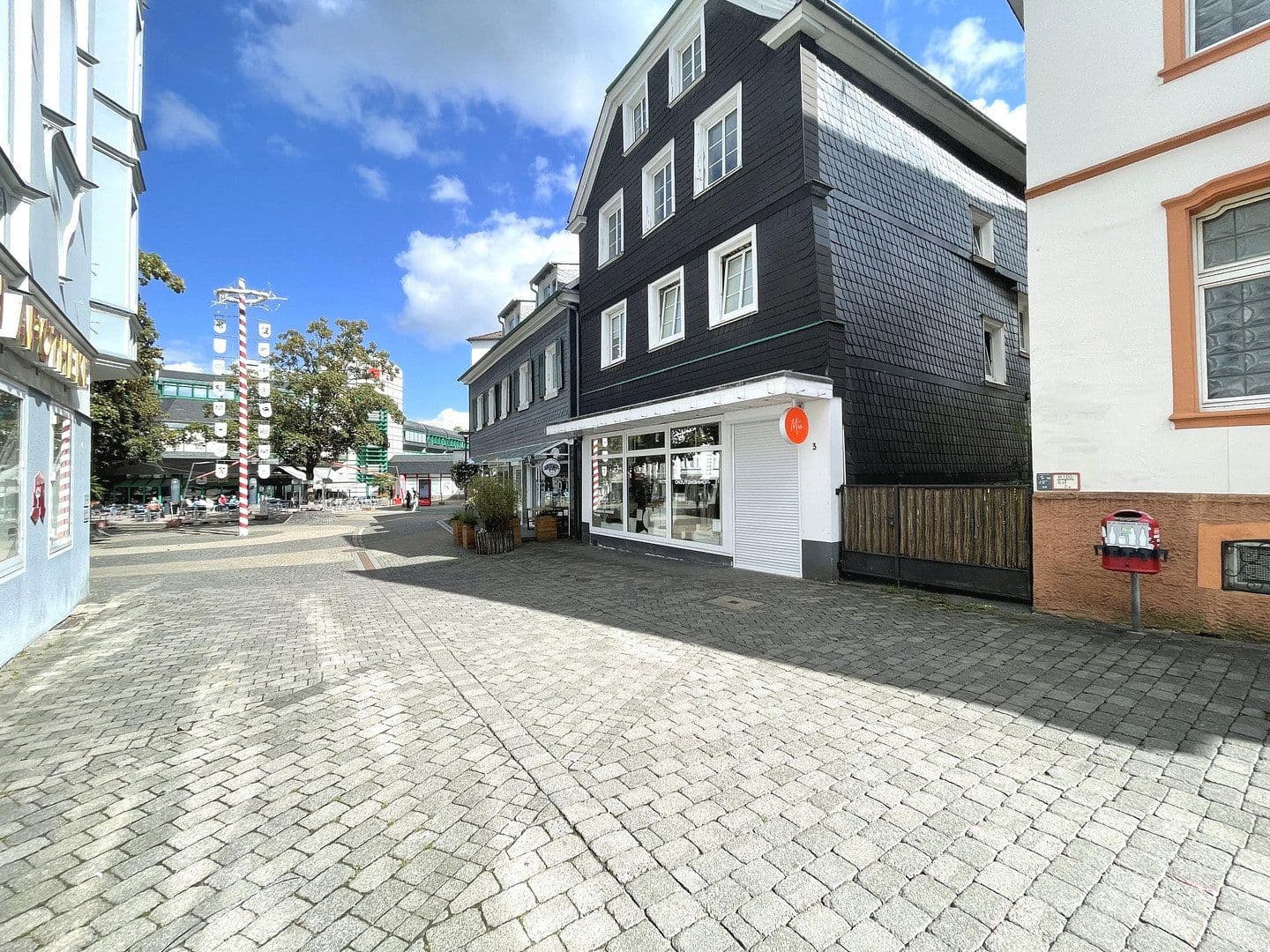 Prenájom bytu 4-izbový 90 m², Kirchstraße 3, Schwelm, Severné Porýnie - Westfálsko Prenájom bytu 4-izbový 90 m², Kirchstraße 3, Schwelm, Severné Porýnie - Westfálsko