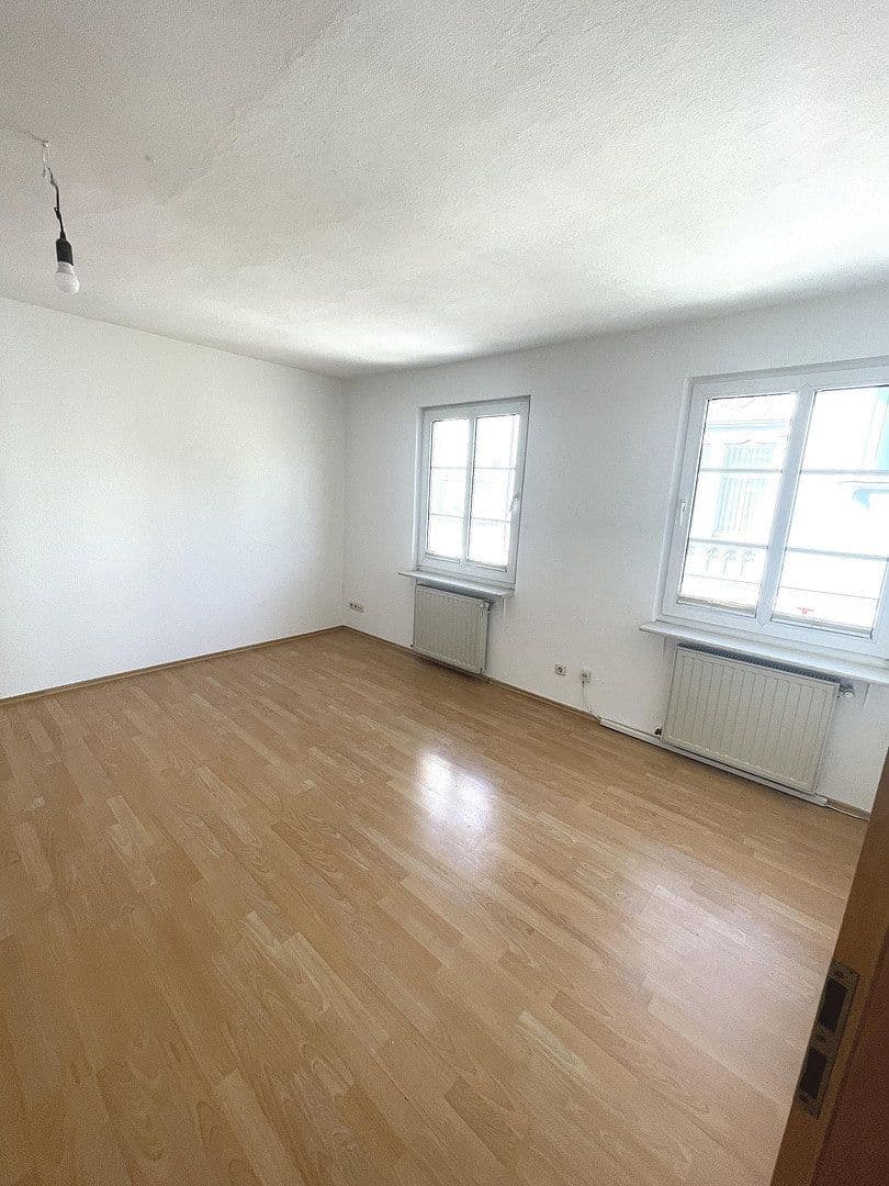 Prenájom bytu 4-izbový 90 m², Kirchstraße 3, Schwelm, Severné Porýnie - Westfálsko Prenájom bytu 4-izbový 90 m², Kirchstraße 3, Schwelm, Severné Porýnie - Westfálsko