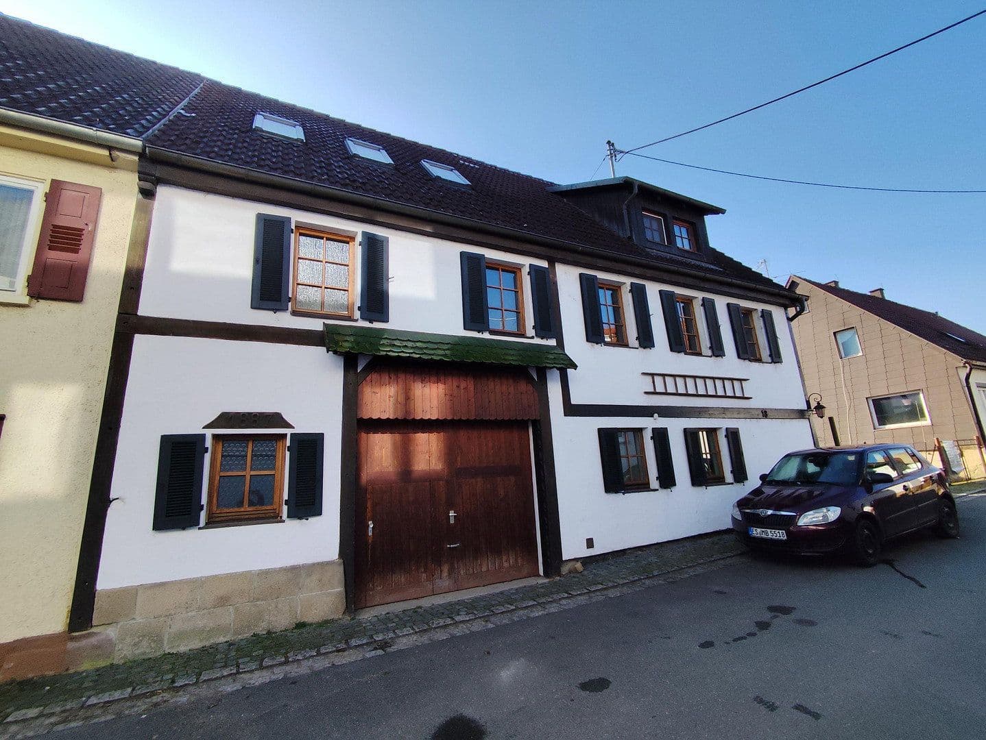 Predaj domu 192 m², pozemek 145 m², Am Leurenberg 18, Nürtingen, Bádensko-Wurttembersko Predaj domu 192 m², pozemek 145 m², Am Leurenberg 18, Nürtingen, Bádensko-Wurttembersko