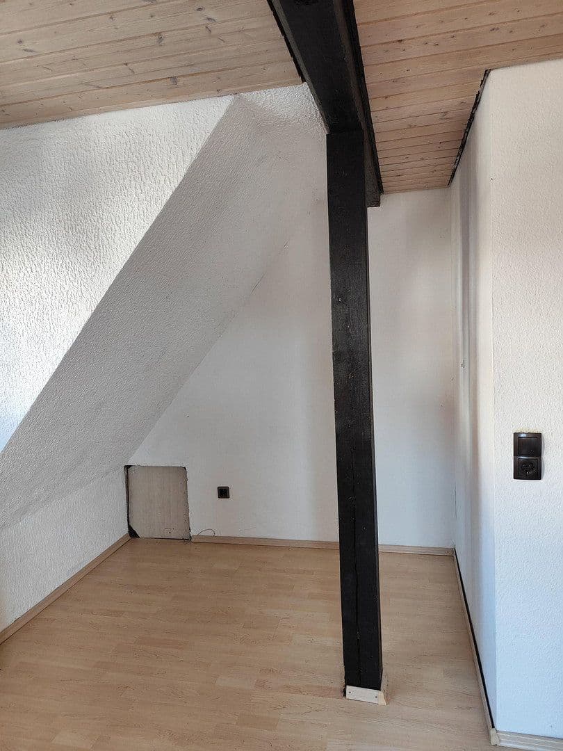 Predaj domu 192 m², pozemek 145 m², Am Leurenberg 18, Nürtingen, Bádensko-Wurttembersko Predaj domu 192 m², pozemek 145 m², Am Leurenberg 18, Nürtingen, Bádensko-Wurttembersko