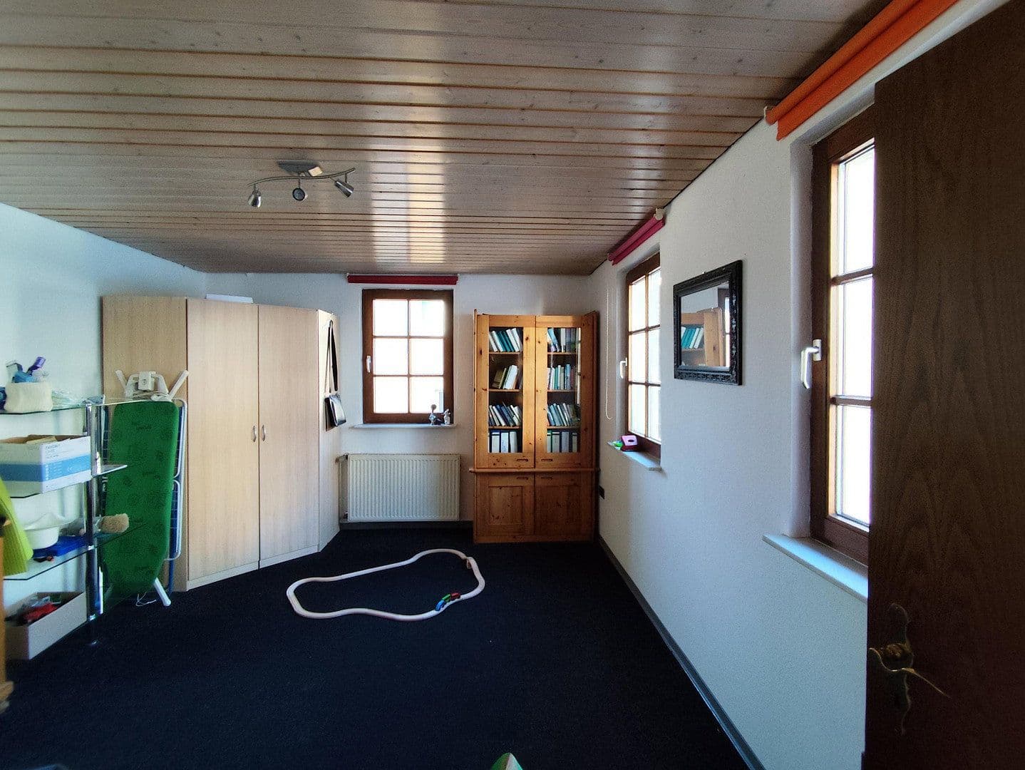 Predaj domu 192 m², pozemek 145 m², Am Leurenberg 18, Nürtingen, Bádensko-Wurttembersko Predaj domu 192 m², pozemek 145 m², Am Leurenberg 18, Nürtingen, Bádensko-Wurttembersko