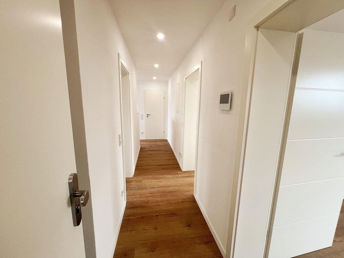 Prenájom bytu 4-izbový 120 m², Pfarrer-Werr-Straße, 40, Troisdorf, Severné Porýnie - Westfálsko Prenájom bytu 4-izbový 120 m², Pfarrer-Werr-Straße, 40, Troisdorf, Severné Porýnie - Westfálsko