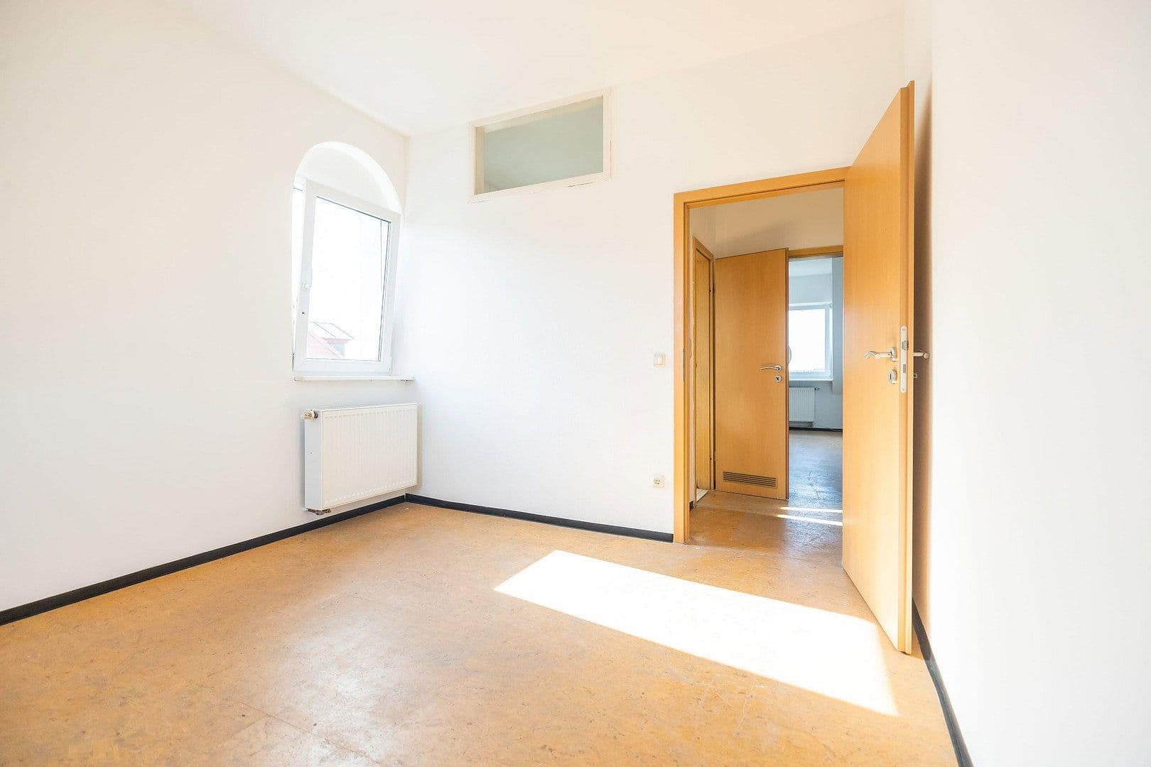 Predaj domu 733 m², pozemek 450 m², Nürnberg, Bavorsko Predaj domu 733 m², pozemek 450 m², Nürnberg, Bavorsko