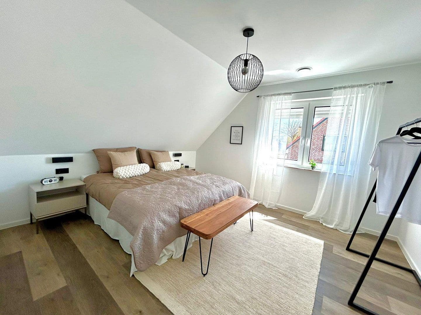 Predaj domu 125 m², pozemek 400 m², Apen, Dolné Sasko Predaj domu 125 m², pozemek 400 m², Apen, Dolné Sasko