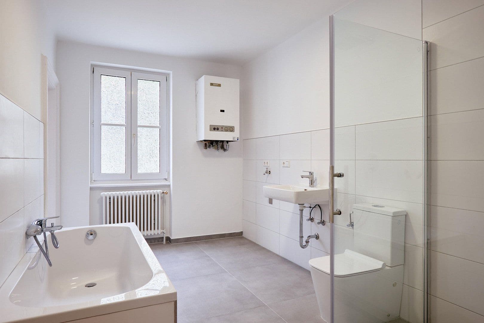 Prenájom bytu 3-izbový 96 m², Wolfach, Bádensko-Wurttembersko Prenájom bytu 3-izbový 96 m², Wolfach, Bádensko-Wurttembersko