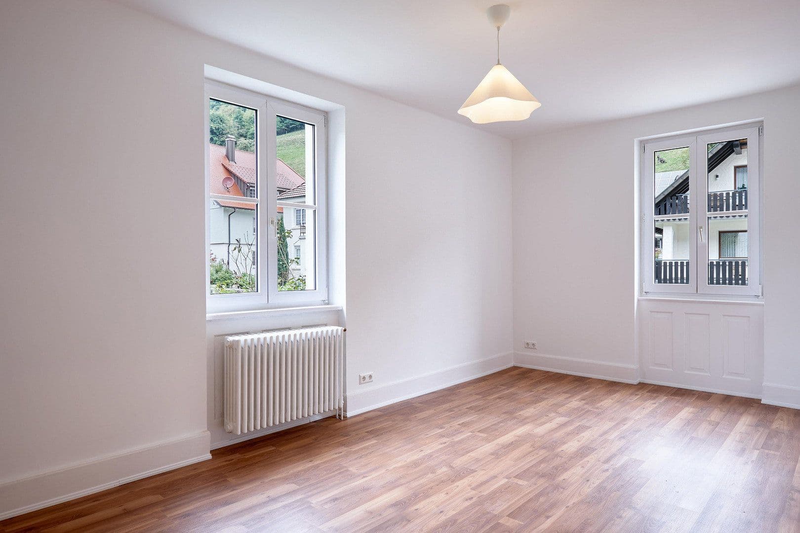 Prenájom bytu 3-izbový 96 m², Wolfach, Bádensko-Wurttembersko Prenájom bytu 3-izbový 96 m², Wolfach, Bádensko-Wurttembersko