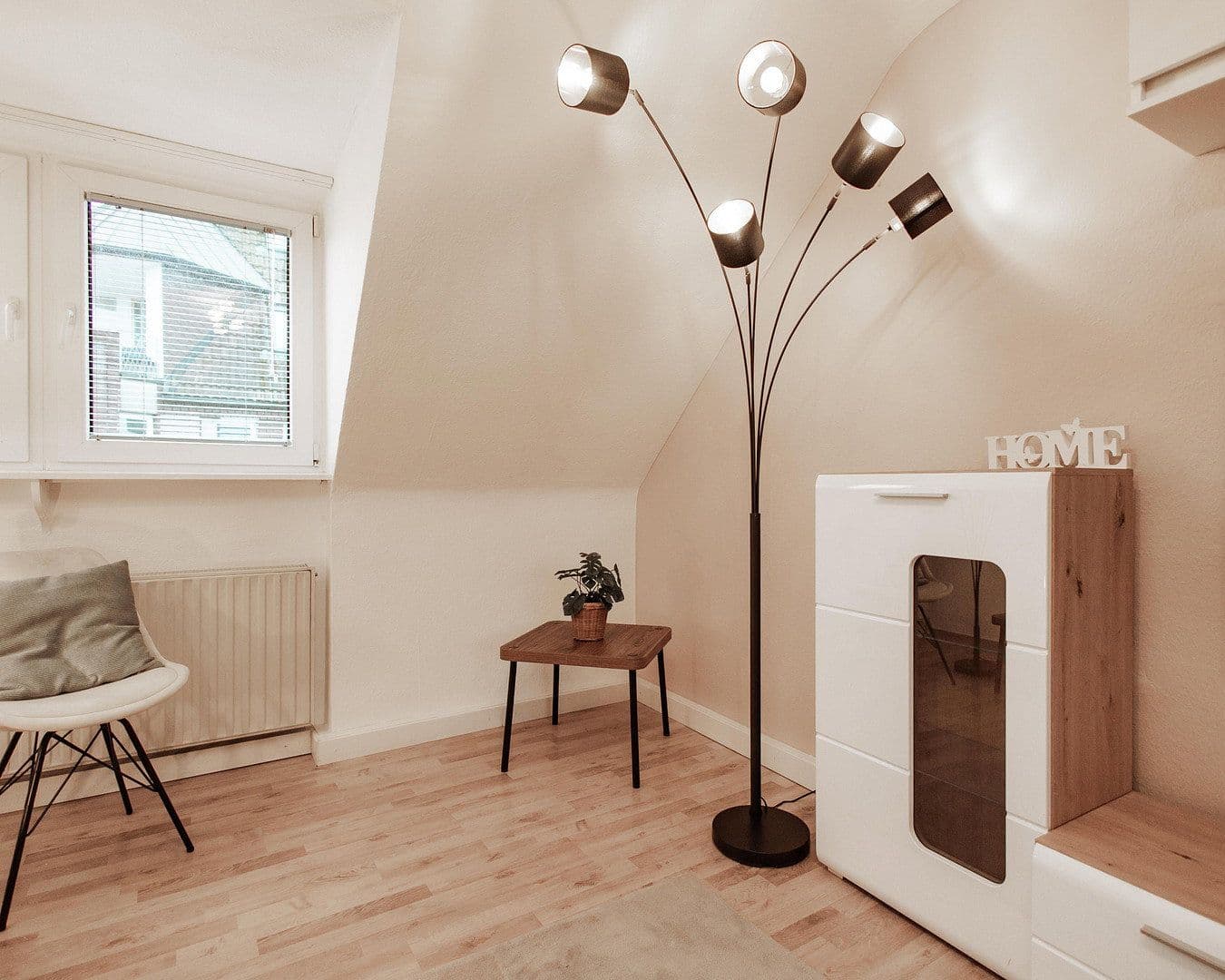 Prenájom bytu 2-izbový 67 m², Adolf-Flecken Str., Neuss, Severné Porýnie - Westfálsko Prenájom bytu 2-izbový 67 m², Adolf-Flecken Str., Neuss, Severné Porýnie - Westfálsko