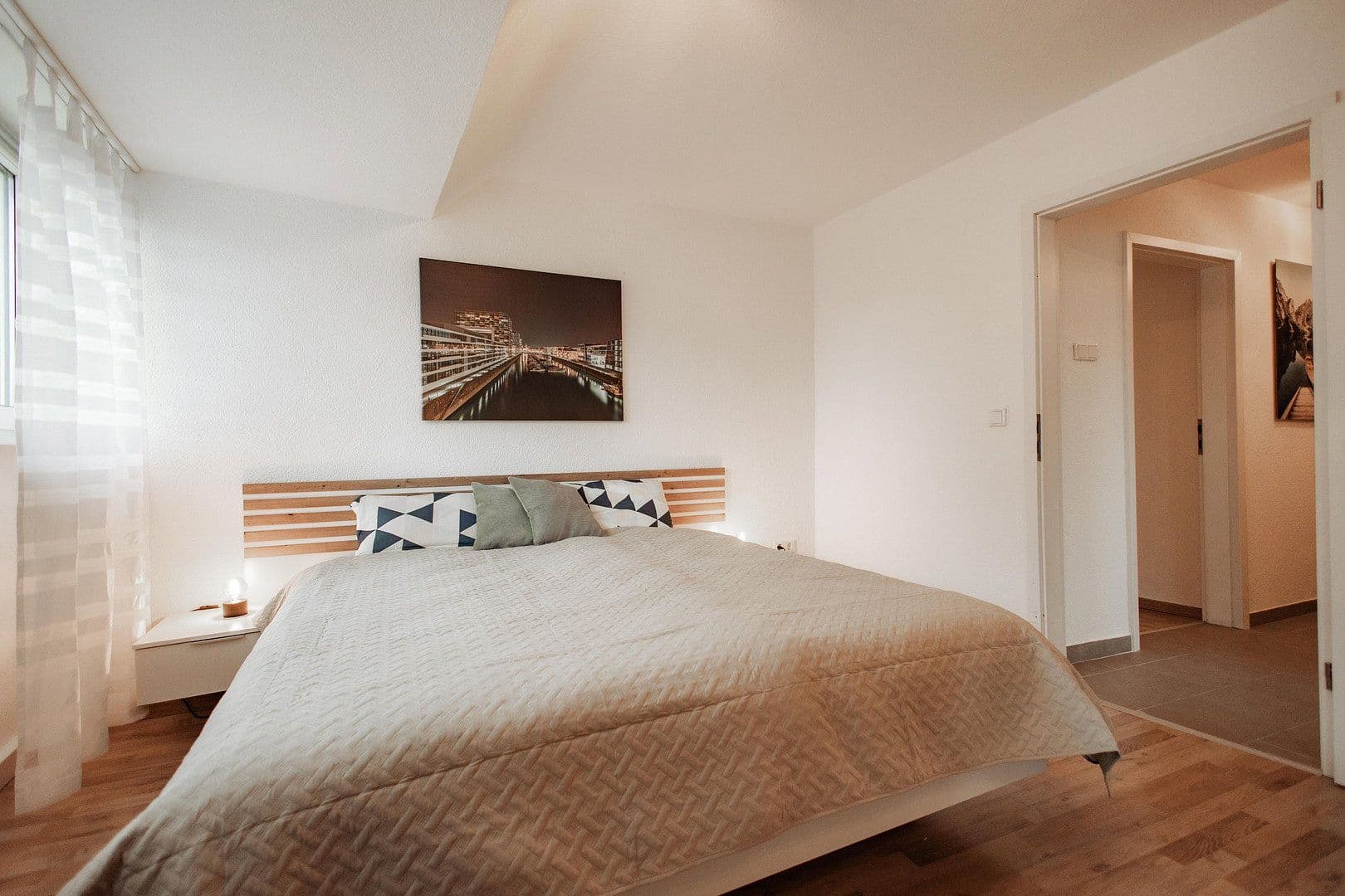 Prenájom bytu 2-izbový 67 m², Adolf-Flecken Str., Neuss, Severné Porýnie - Westfálsko Prenájom bytu 2-izbový 67 m², Adolf-Flecken Str., Neuss, Severné Porýnie - Westfálsko
