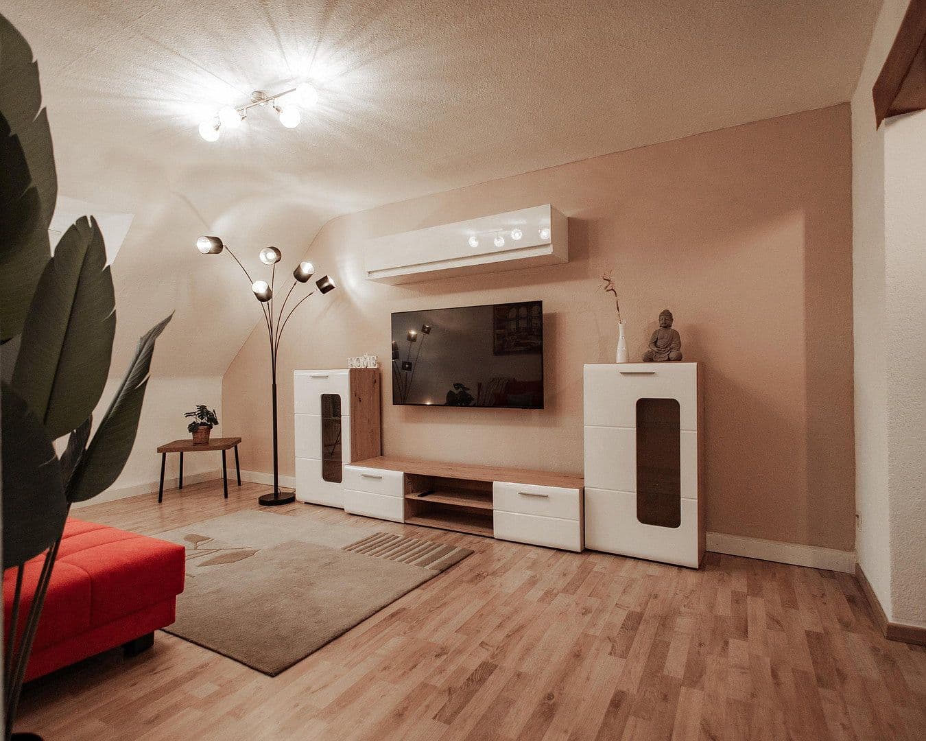 Prenájom bytu 2-izbový 67 m², Adolf-Flecken Str., Neuss, Severné Porýnie - Westfálsko Prenájom bytu 2-izbový 67 m², Adolf-Flecken Str., Neuss, Severné Porýnie - Westfálsko