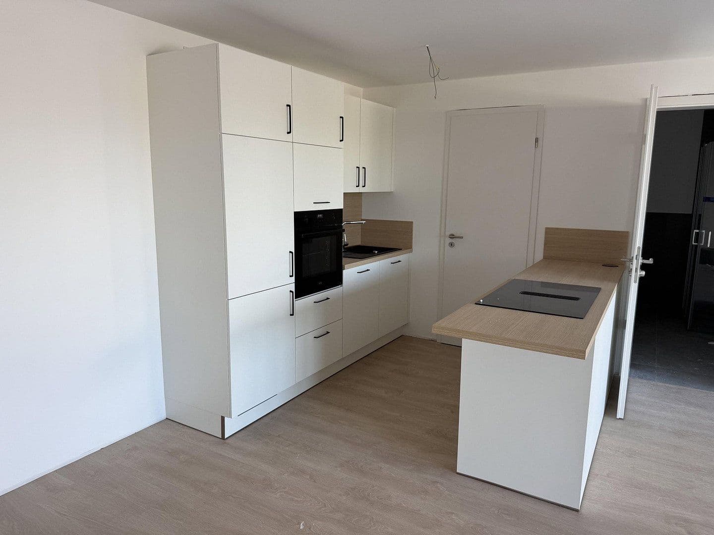 Prenájom bytu 3-izbový 86 m², Eichholzstrasse 11, Dortmund, Severné Porýnie - Westfálsko Prenájom bytu 3-izbový 86 m², Eichholzstrasse 11, Dortmund, Severné Porýnie - Westfálsko