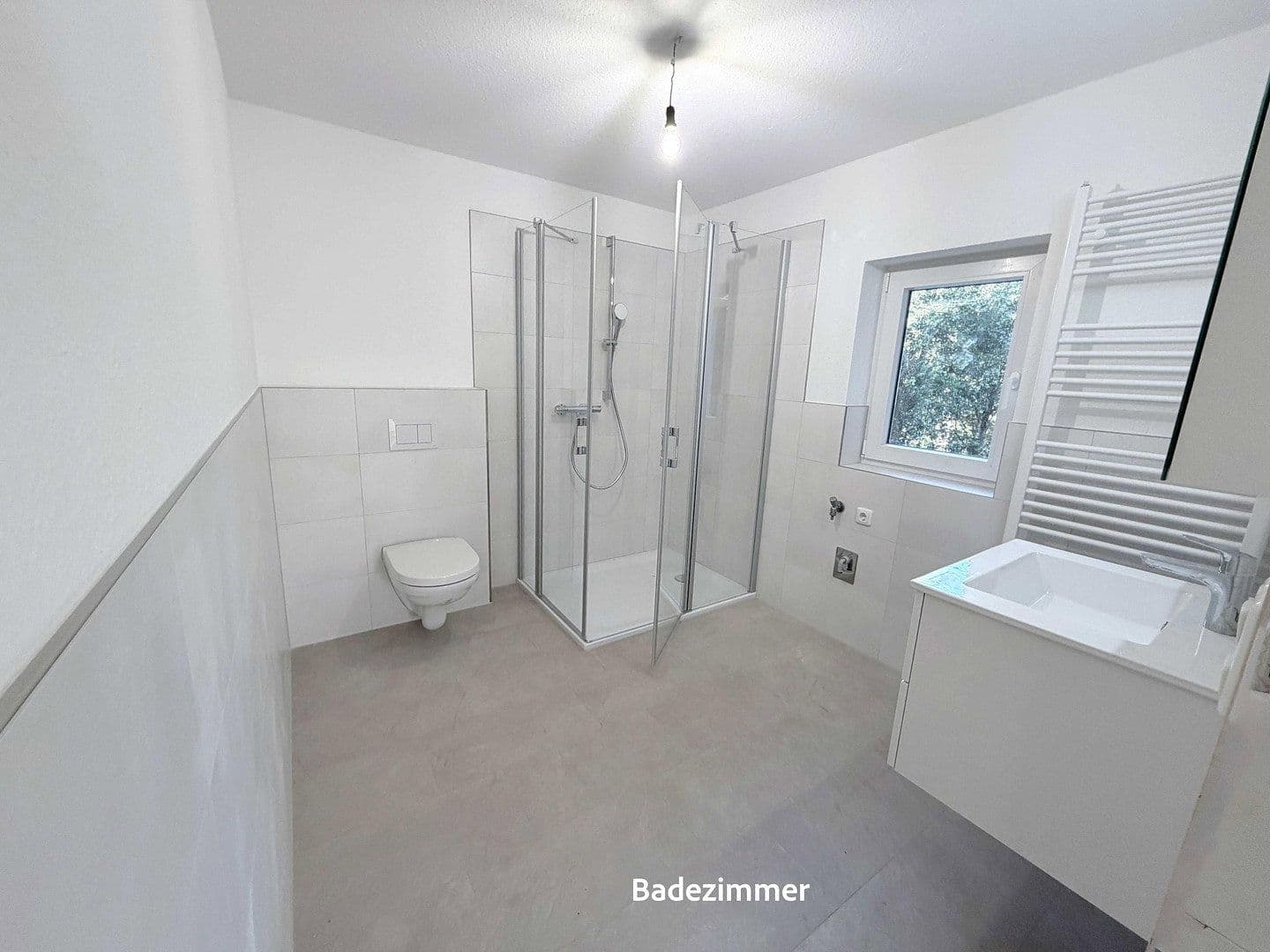 Prenájom bytu 3-izbový 105 m², Itzehoe, Šlezvicko-Holštajnsko Prenájom bytu 3-izbový 105 m², Itzehoe, Šlezvicko-Holštajnsko