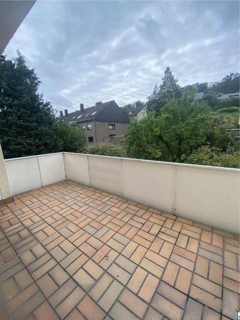 Prenájom bytu 2-izbový 108 m², Bielefeld, Severné Porýnie - Westfálsko Prenájom bytu 2-izbový 108 m², Bielefeld, Severné Porýnie - Westfálsko