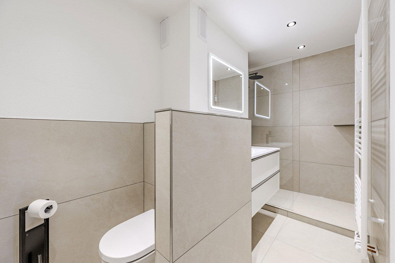 Predaj bytu 2-izbový 71 m², Asperg, Bádensko-Wurttembersko Predaj bytu 2-izbový 71 m², Asperg, Bádensko-Wurttembersko