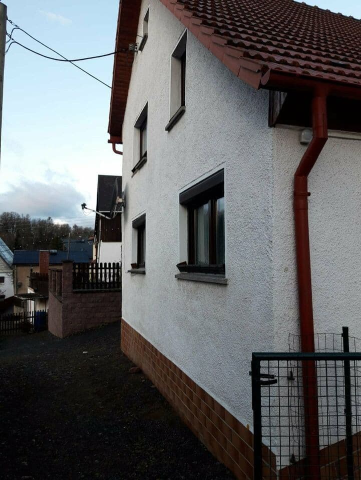 Prenájom domu 90 m², pozemek 368 m², Großschirma, Sasko Prenájom domu 90 m², pozemek 368 m², Großschirma, Sasko