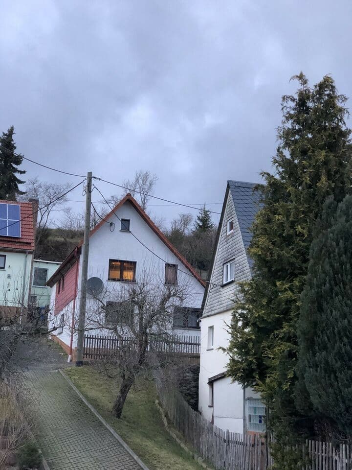 Prenájom domu 90 m², pozemek 368 m², Großschirma, Sasko Prenájom domu 90 m², pozemek 368 m², Großschirma, Sasko