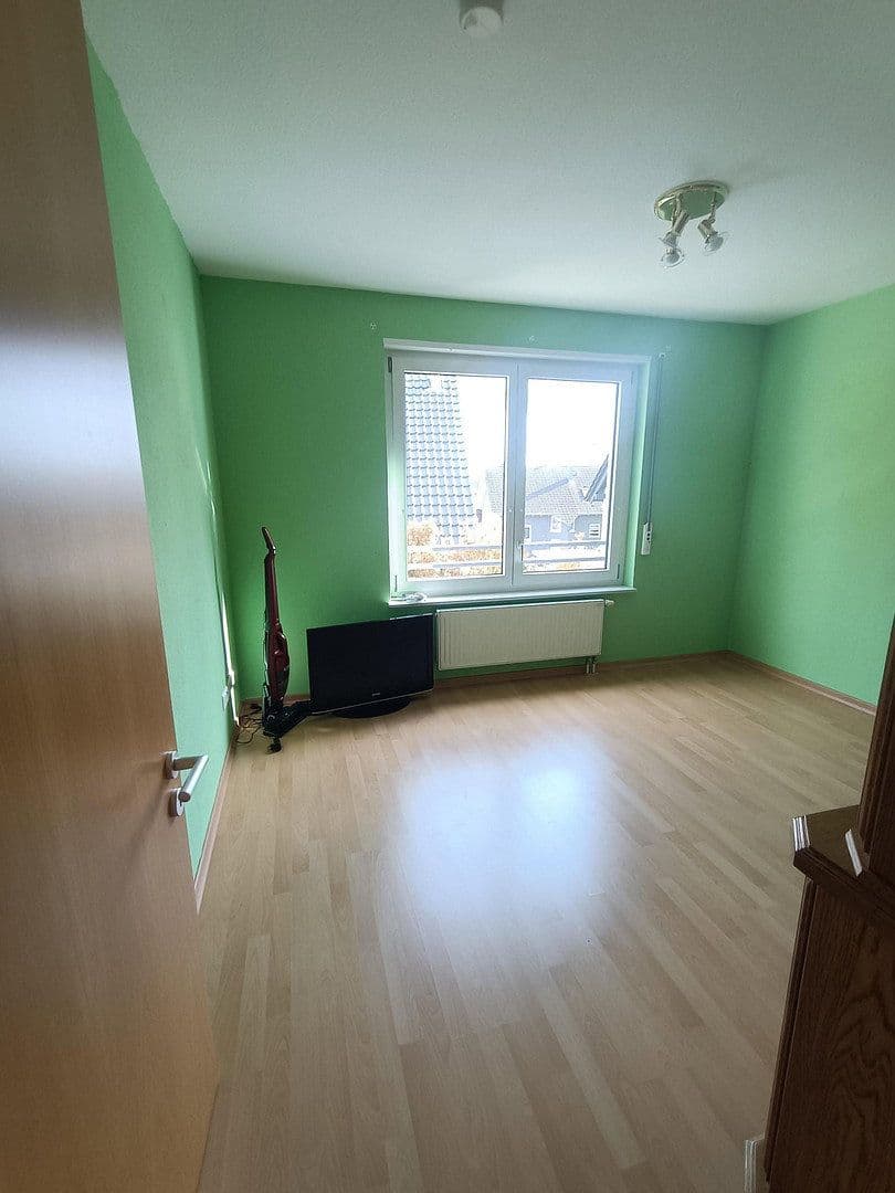 Prenájom bytu 3-izbový 76 m², Schulstraße 15, Friolzheim, Bádensko-Wurttembersko Prenájom bytu 3-izbový 76 m², Schulstraße 15, Friolzheim, Bádensko-Wurttembersko
