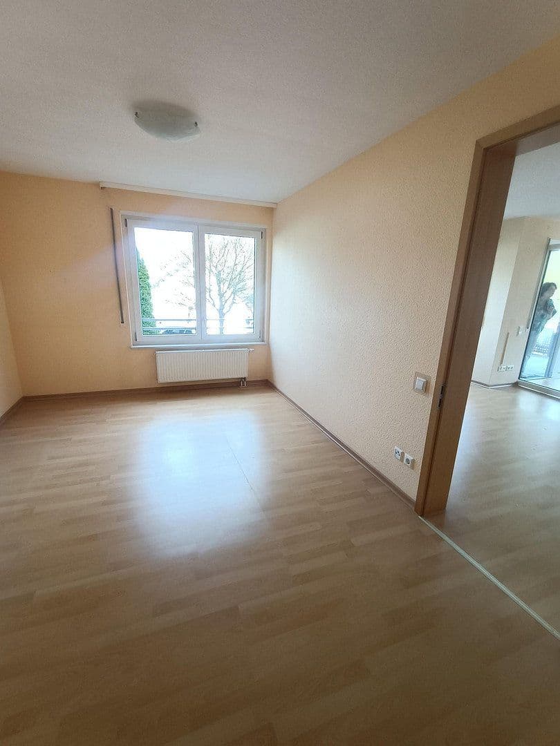 Prenájom bytu 3-izbový 76 m², Schulstraße 15, Friolzheim, Bádensko-Wurttembersko Prenájom bytu 3-izbový 76 m², Schulstraße 15, Friolzheim, Bádensko-Wurttembersko