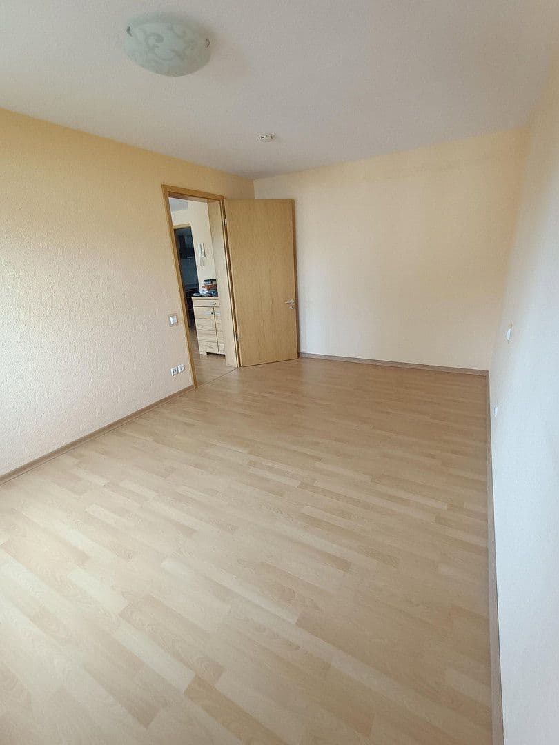 Prenájom bytu 3-izbový 76 m², Schulstraße 15, Friolzheim, Bádensko-Wurttembersko Prenájom bytu 3-izbový 76 m², Schulstraße 15, Friolzheim, Bádensko-Wurttembersko