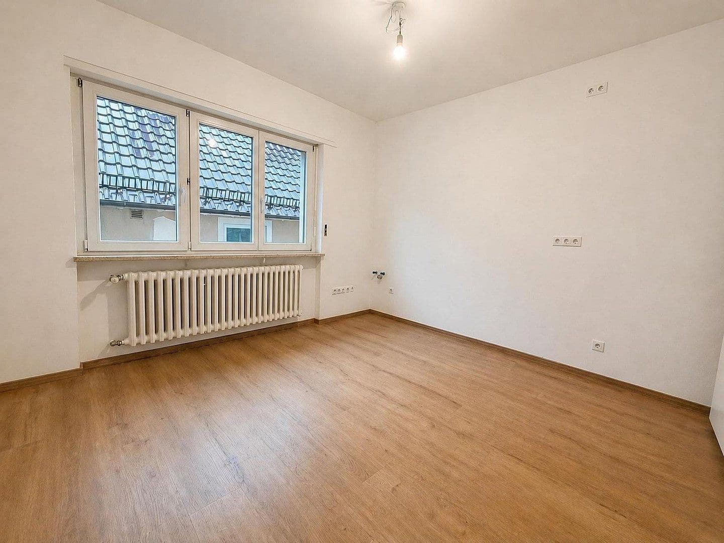 Prenájom bytu 4-izbový 138 m², Kappel-Grafenhausen, Bádensko-Wurttembersko Prenájom bytu 4-izbový 138 m², Kappel-Grafenhausen, Bádensko-Wurttembersko