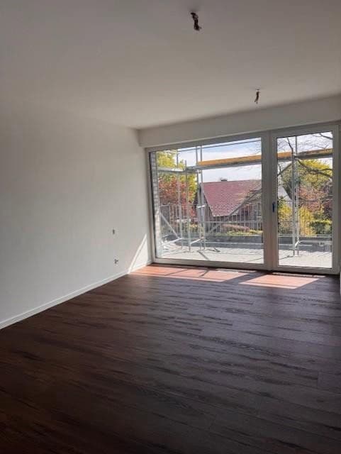 Prenájom bytu 3-izbový 136 m², Verl, Severné Porýnie - Westfálsko Prenájom bytu 3-izbový 136 m², Verl, Severné Porýnie - Westfálsko