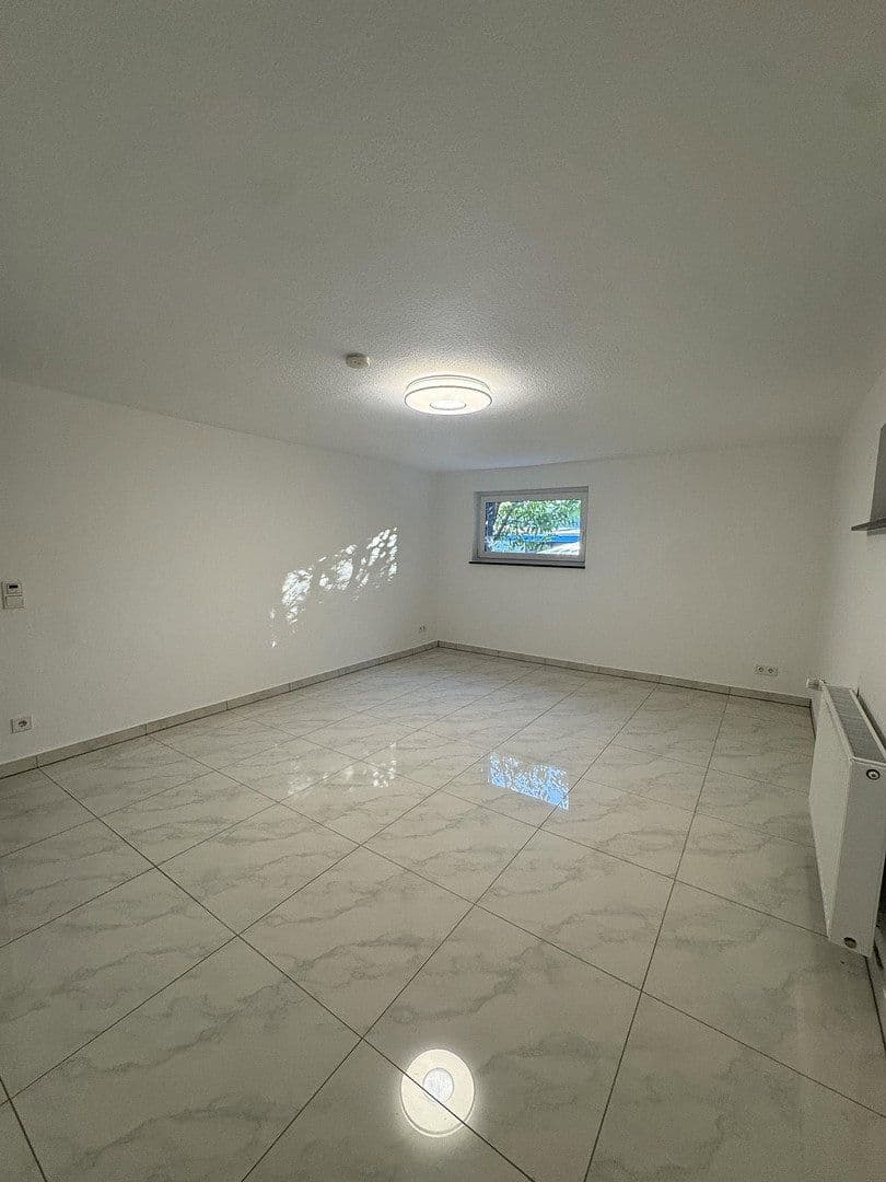 Predaj domu 174 m², pozemek 927 m², Asbach, Porýnie-Falcko Predaj domu 174 m², pozemek 927 m², Asbach, Porýnie-Falcko