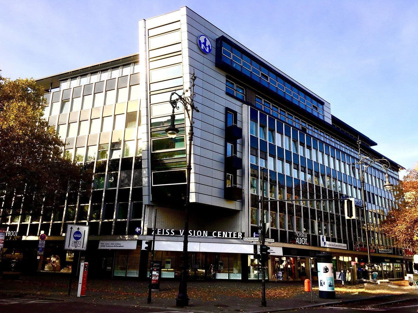 Prenájom kancelárie 251 m², Kurfürstendamm 40, Berlin Charlottenburg Wilmersdorf, Berlín Prenájom kancelárie 251 m², Kurfürstendamm 40, Berlin Charlottenburg Wilmersdorf, Berlín