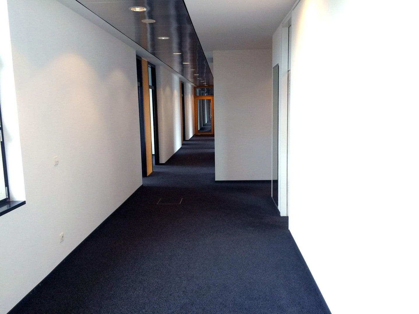 Prenájom kancelárie 251 m², Kurfürstendamm 40/41, Berlin, Berlín Prenájom kancelárie 251 m², Kurfürstendamm 40/41, Berlin, Berlín