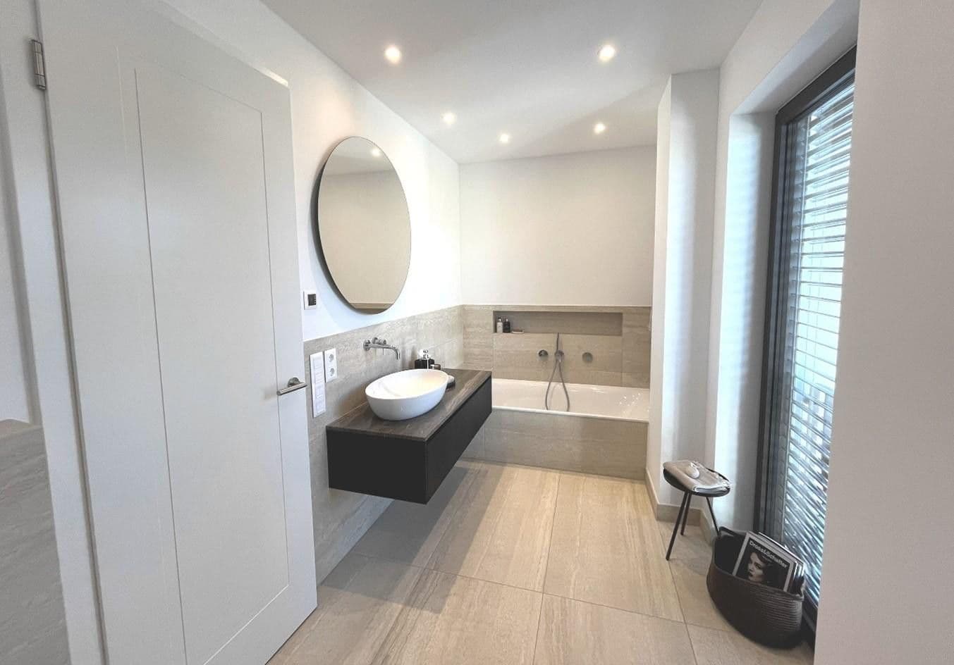 Predaj domu 234 m², pozemek 298 m², Oberschlesische Straße 20a, München, Bavorsko Predaj domu 234 m², pozemek 298 m², Oberschlesische Straße 20a, München, Bavorsko