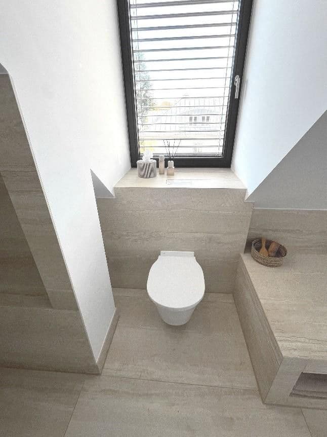 Predaj domu 234 m², pozemek 298 m², Oberschlesische Straße 20a, München, Bavorsko Predaj domu 234 m², pozemek 298 m², Oberschlesische Straße 20a, München, Bavorsko