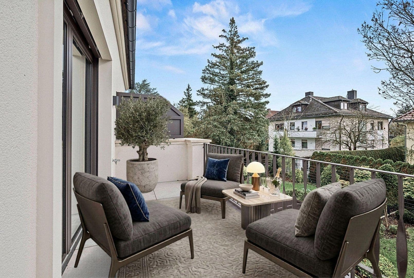 Predaj domu 234 m², pozemek 298 m², Oberschlesische Straße 20a, München, Bavorsko Predaj domu 234 m², pozemek 298 m², Oberschlesische Straße 20a, München, Bavorsko