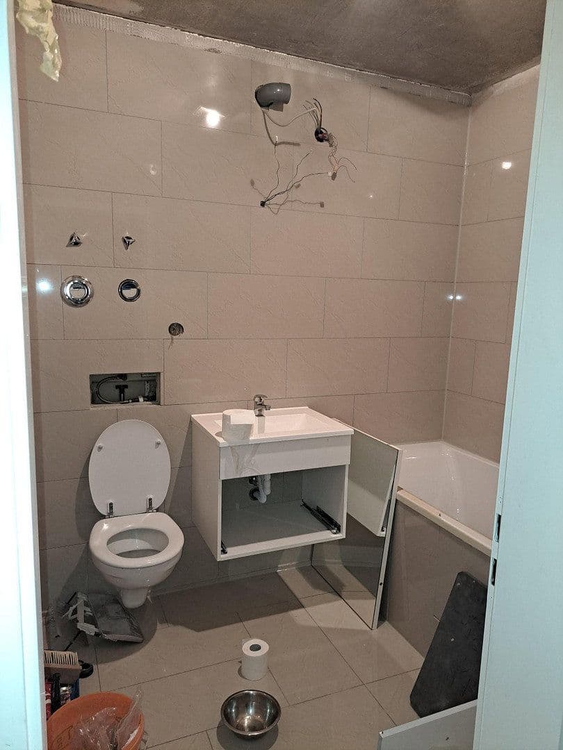 Prenájom bytu 2-izbový 60 m², Singen (Hohentwiel), Bádensko-Wurttembersko Prenájom bytu 2-izbový 60 m², Singen (Hohentwiel), Bádensko-Wurttembersko