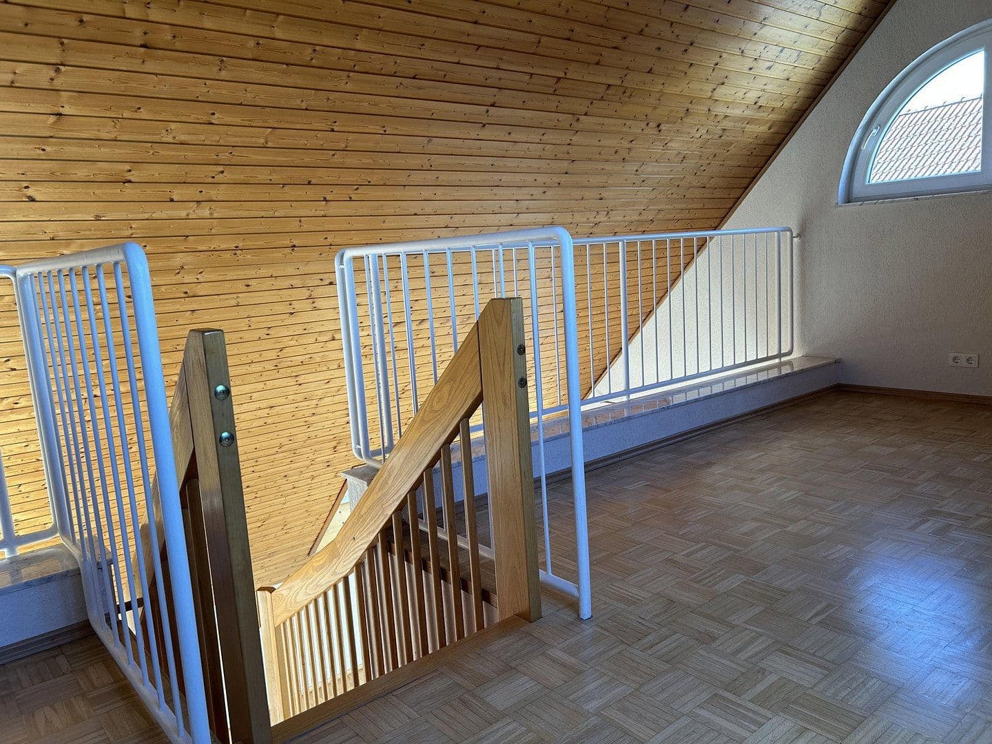 Predaj bytu 2-izbový 73 m², Frankfurt am Main, Hesensko Predaj bytu 2-izbový 73 m², Frankfurt am Main, Hesensko