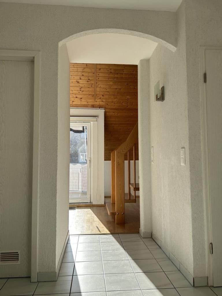 Predaj bytu 2-izbový 73 m², Frankfurt am Main, Hesensko Predaj bytu 2-izbový 73 m², Frankfurt am Main, Hesensko