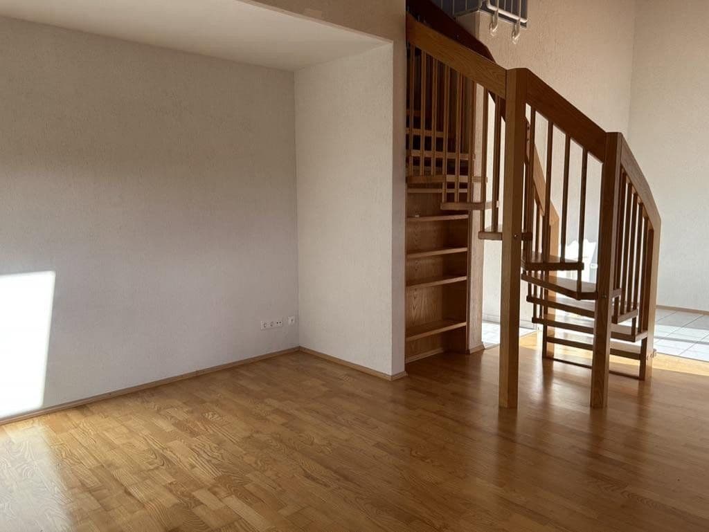 Predaj bytu 2-izbový 73 m², Frankfurt am Main, Hesensko Predaj bytu 2-izbový 73 m², Frankfurt am Main, Hesensko