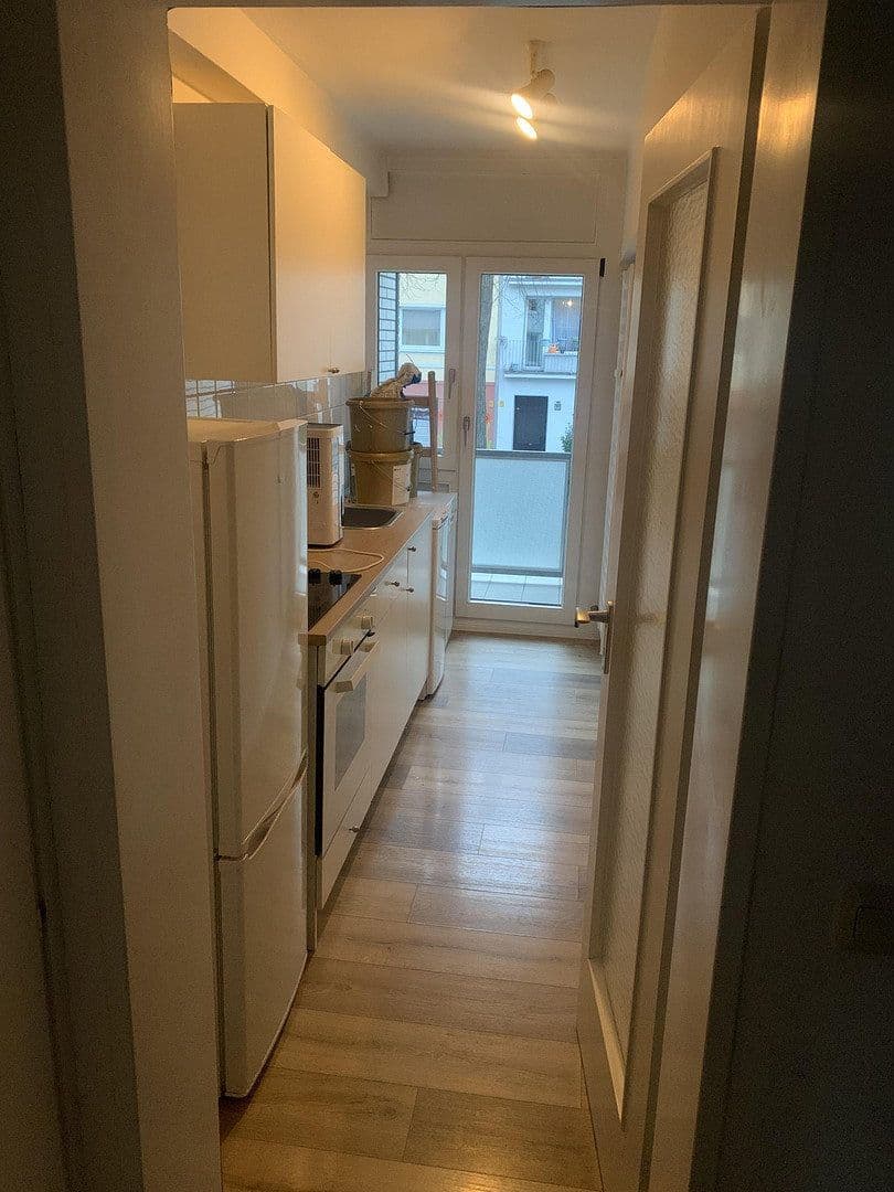 Prenájom bytu 2-izbový 55 m², Mendelssohnstr. 16, Düsseldorf, Severné Porýnie - Westfálsko Prenájom bytu 2-izbový 55 m², Mendelssohnstr. 16, Düsseldorf, Severné Porýnie - Westfálsko