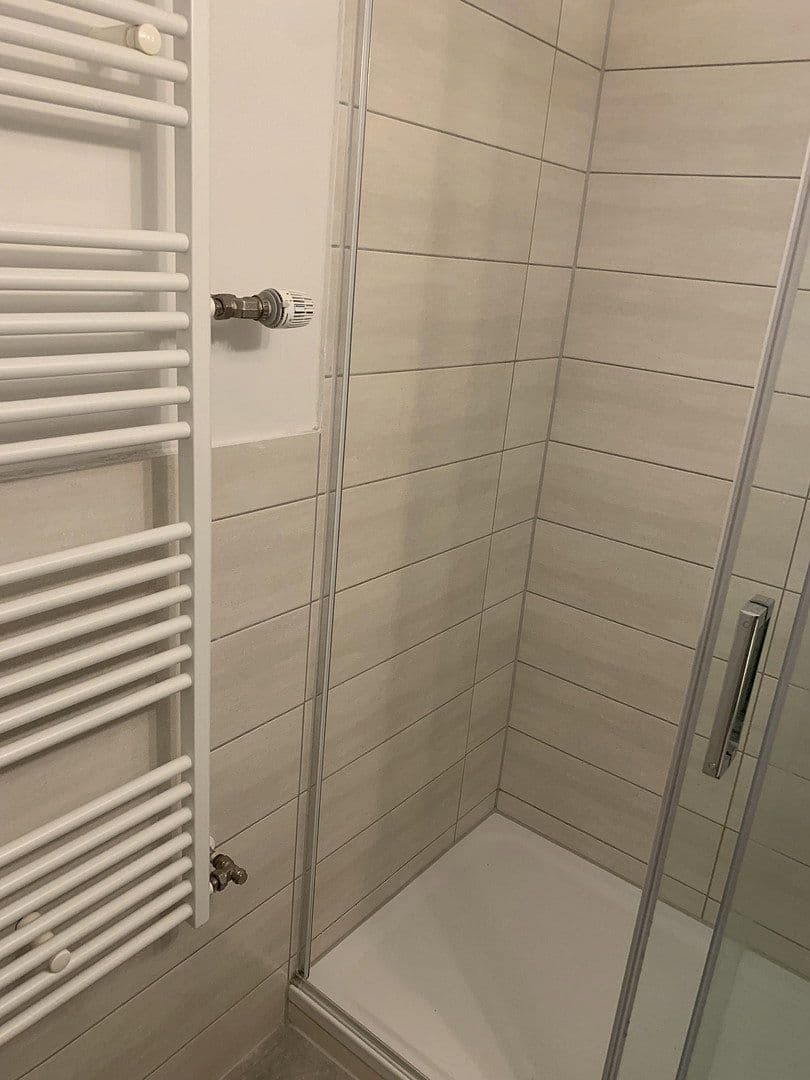 Prenájom bytu 2-izbový 55 m², Mendelssohnstr. 16, Düsseldorf, Severné Porýnie - Westfálsko Prenájom bytu 2-izbový 55 m², Mendelssohnstr. 16, Düsseldorf, Severné Porýnie - Westfálsko