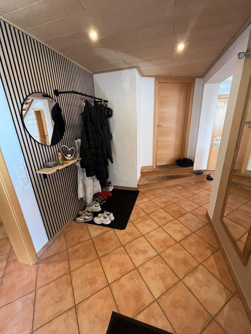 Predaj domu 137 m², pozemek 423 m², Schopfloch, Bádensko-Wurttembersko Predaj domu 137 m², pozemek 423 m², Schopfloch, Bádensko-Wurttembersko