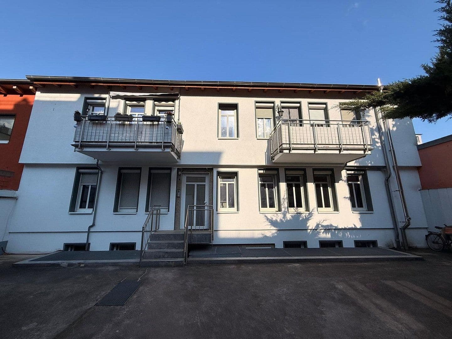 Predaj domu 700 m², pozemek 520 m², Frankfurt am Main, Hesensko Predaj domu 700 m², pozemek 520 m², Frankfurt am Main, Hesensko