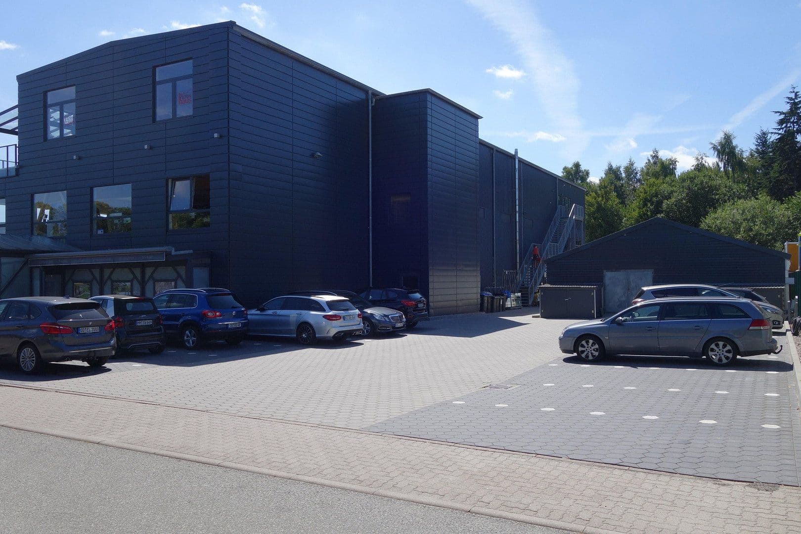 Prenájom nebytového priestoru 227 m², Matthäus-Berg-Ring 18, Braak, Šlezvicko-Holštajnsko Prenájom nebytového priestoru 227 m², Matthäus-Berg-Ring 18, Braak, Šlezvicko-Holštajnsko