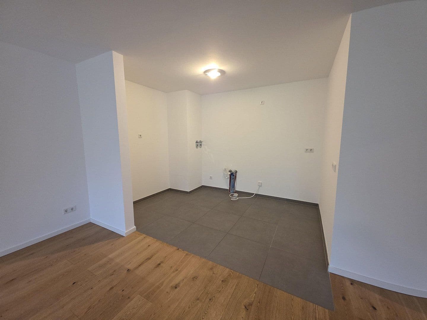Prenájom bytu 3-izbový 110 m², Hilden, Severné Porýnie - Westfálsko Prenájom bytu 3-izbový 110 m², Hilden, Severné Porýnie - Westfálsko