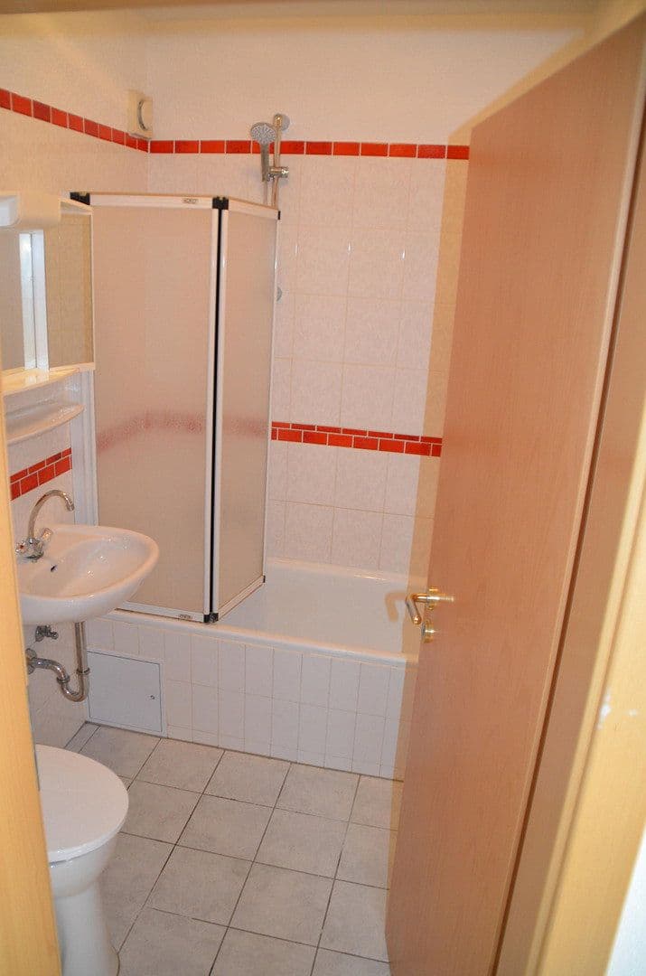 Predaj bytu 1-izbový 27 m², Eisenacher Str. 3, Schwetzingen, Bádensko-Wurttembersko Predaj bytu 1-izbový 27 m², Eisenacher Str. 3, Schwetzingen, Bádensko-Wurttembersko