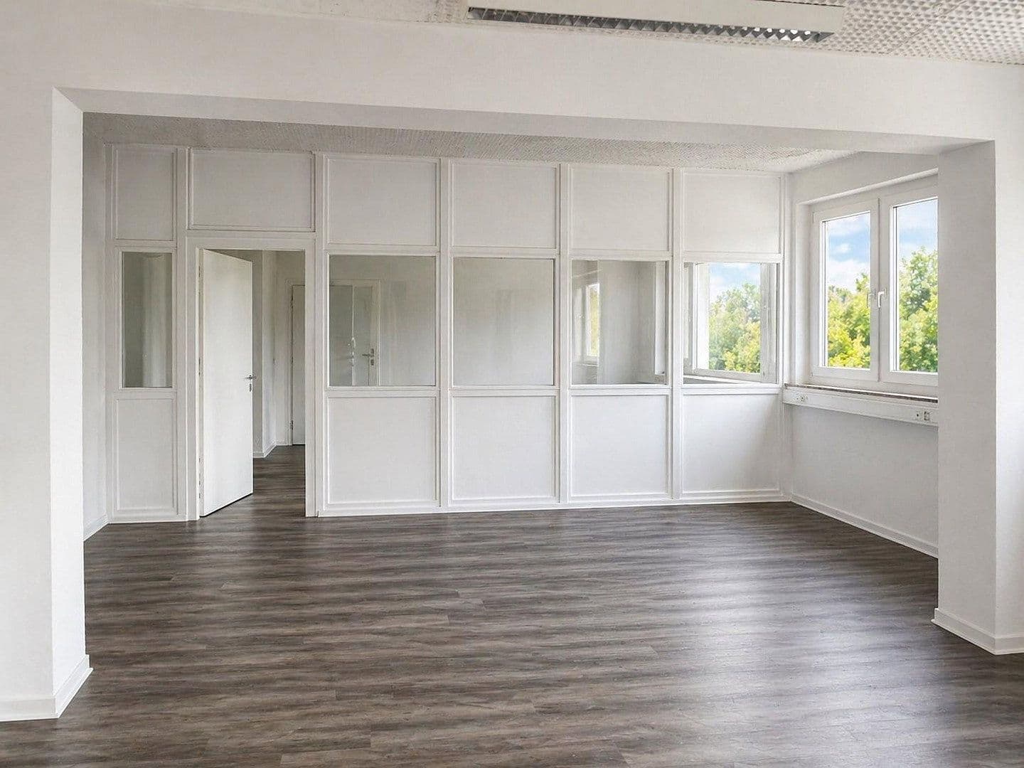 Prenájom kancelárie 125 m², Gothaer Straße 98, Floh-Seligenthal, Durínsko Prenájom kancelárie 125 m², Gothaer Straße 98, Floh-Seligenthal, Durínsko